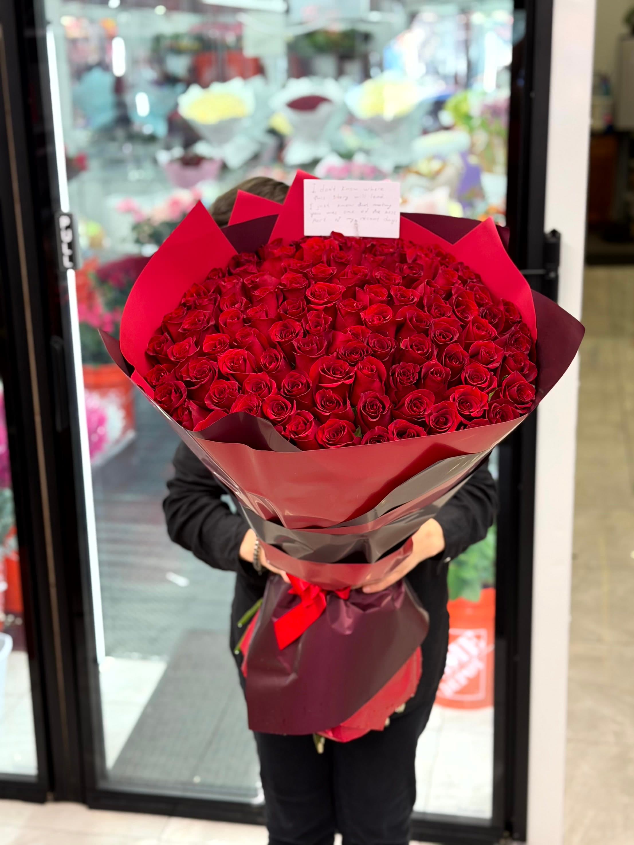 101 Red Long Roses